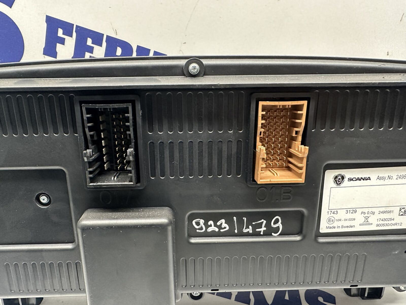 Scania UK version - Salpicadero para Camión: foto 3 Scania UK version - Salpicadero para Camión: foto 3
