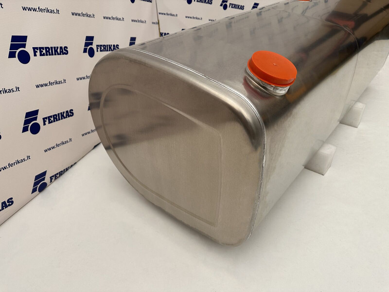 Volvo - Depósito de combustible para Camión: foto 3 Volvo - Depósito de combustible para Camión: foto 3