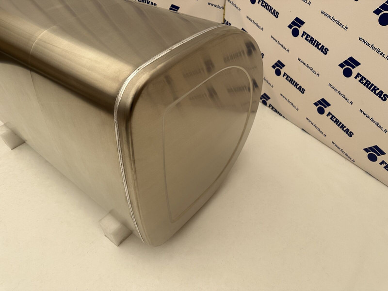 Volvo New aluminum fuel 530L - Depósito de combustible para Camión: foto 2 Volvo New aluminum fuel 530L - Depósito de combustible para Camión: foto 2