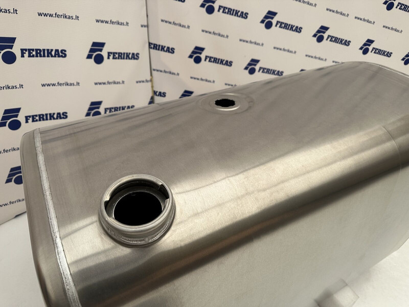 Volvo New aluminum fuel tank 450L - Depósito de combustible para Camión: foto 4 Volvo New aluminum fuel tank 450L - Depósito de combustible para Camión: foto 4
