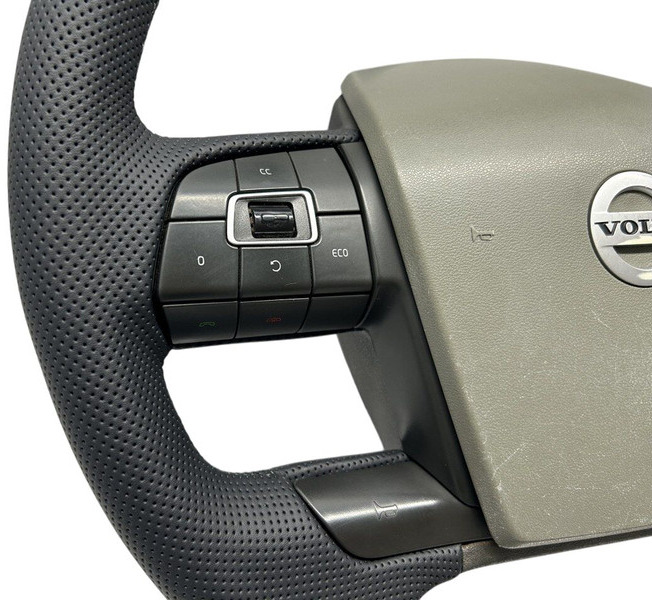 Volvo refurbished - Volante para Camión: foto 3 Volvo refurbished - Volante para Camión: foto 3