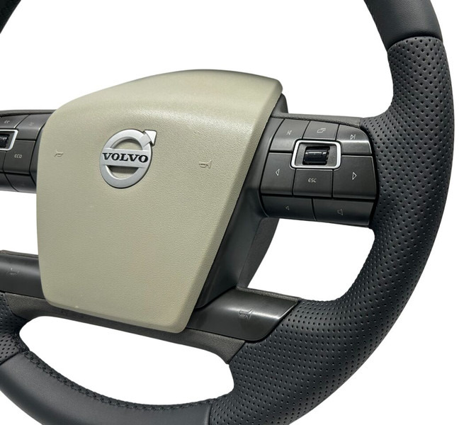 Volvo refurbished steering wheel - Volante para Camión: foto 4 Volvo refurbished steering wheel - Volante para Camión: foto 4