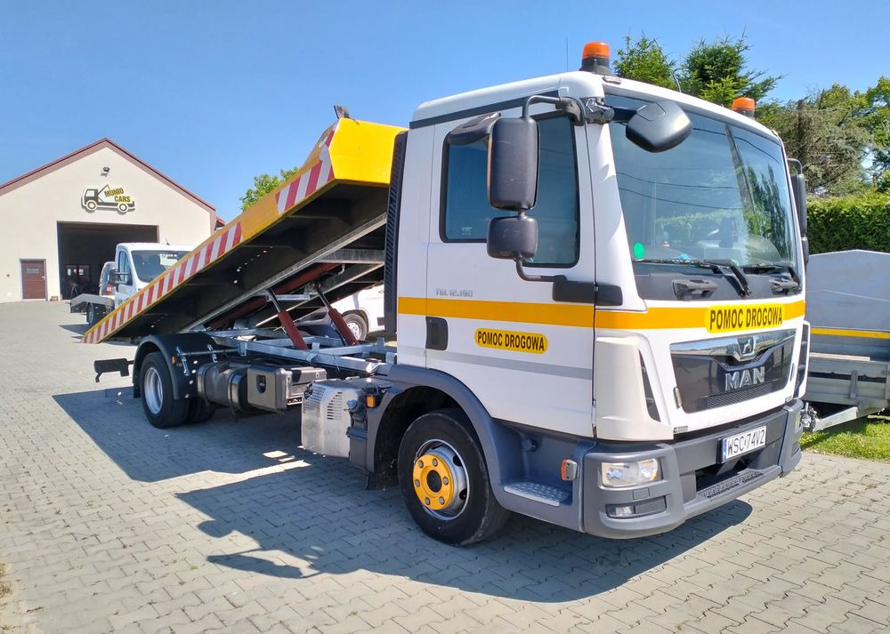 MAN TGL 12 190 Pomoc drogowa, abshlepp laweta holownik - Grua de remolque autos: foto 1 MAN TGL 12 190 Pomoc drogowa, abshlepp laweta holownik - Grua de remolque autos: foto 1