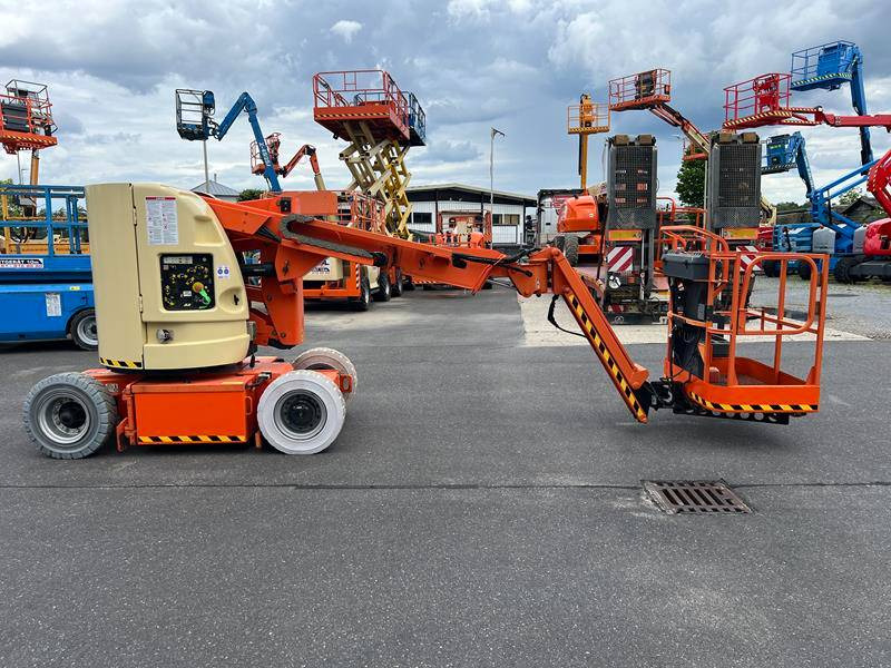 JLG E300 AJP elektro 11m (1735) NEW BATTERIES - Plataforma articulada: foto 2 JLG E300 AJP elektro 11m (1735) NEW BATTERIES - Plataforma articulada: foto 2