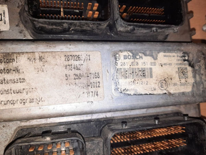 MAN BOSCH 0281001521. 0261200173 \ 020600009 - Unidad de control: foto 4 MAN BOSCH 0281001521. 0261200173 \ 020600009 - Unidad de control: foto 4