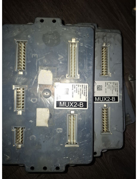 MAN MUX2-M 1364.21020101/ 1364.21010101 - Unidad de control: foto 1 MAN MUX2-M 1364.21020101/ 1364.21010101 - Unidad de control: foto 1