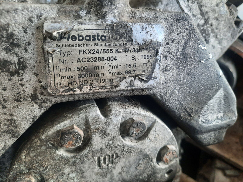 Mercedes-Benz 906 HFC 134A. FK40. FK-30. FK50 - Compresor de aire acondicionado: foto 3 Mercedes-Benz 906 HFC 134A. FK40. FK-30. FK50 - Compresor de aire acondicionado: foto 3