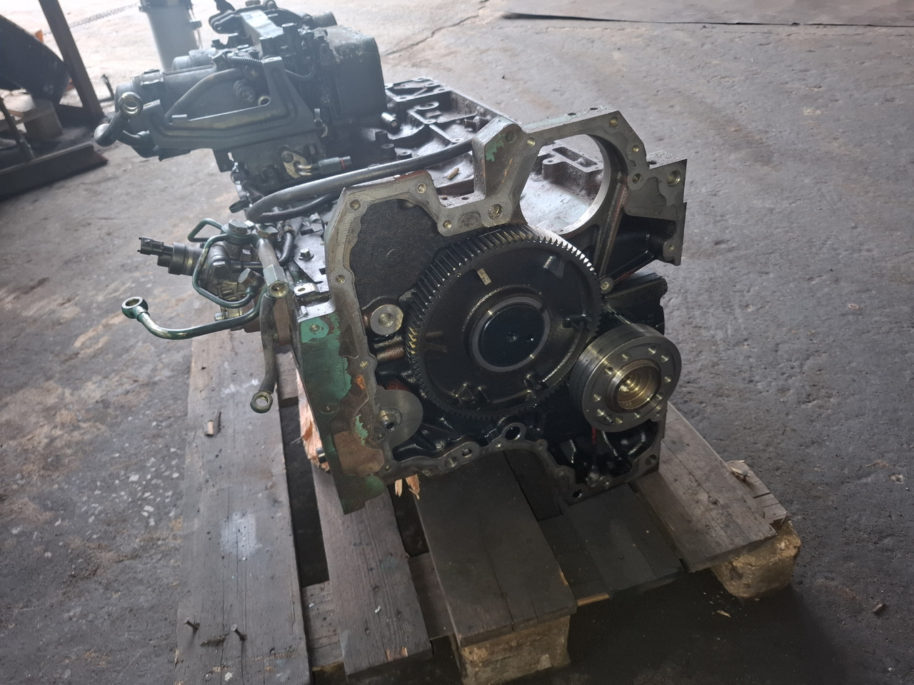 Вольво Д7Е - Piezas de recambio para Autobús: foto 1 Вольво Д7Е - Piezas de recambio para Autobús: foto 1