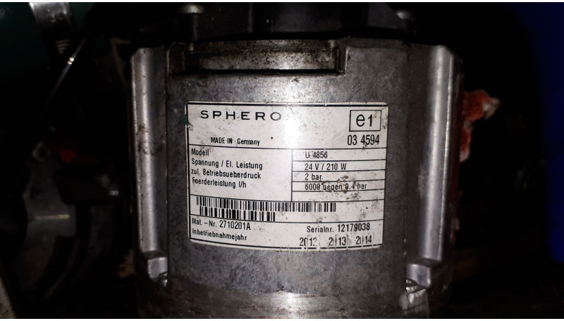 Scania Sphero U4856 - Bomba de refrigerante: foto 1 Scania Sphero U4856 - Bomba de refrigerante: foto 1