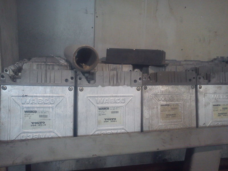Unidad de control para Autobús Volvo 1668887 . 1669865. 1814828   Volvo B10: foto 18