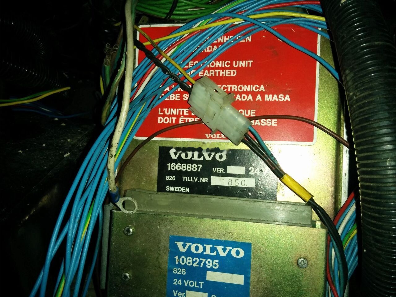 Unidad de control para Autobús Volvo 1668887 . 1669865. 1814828   Volvo B10: foto 22
