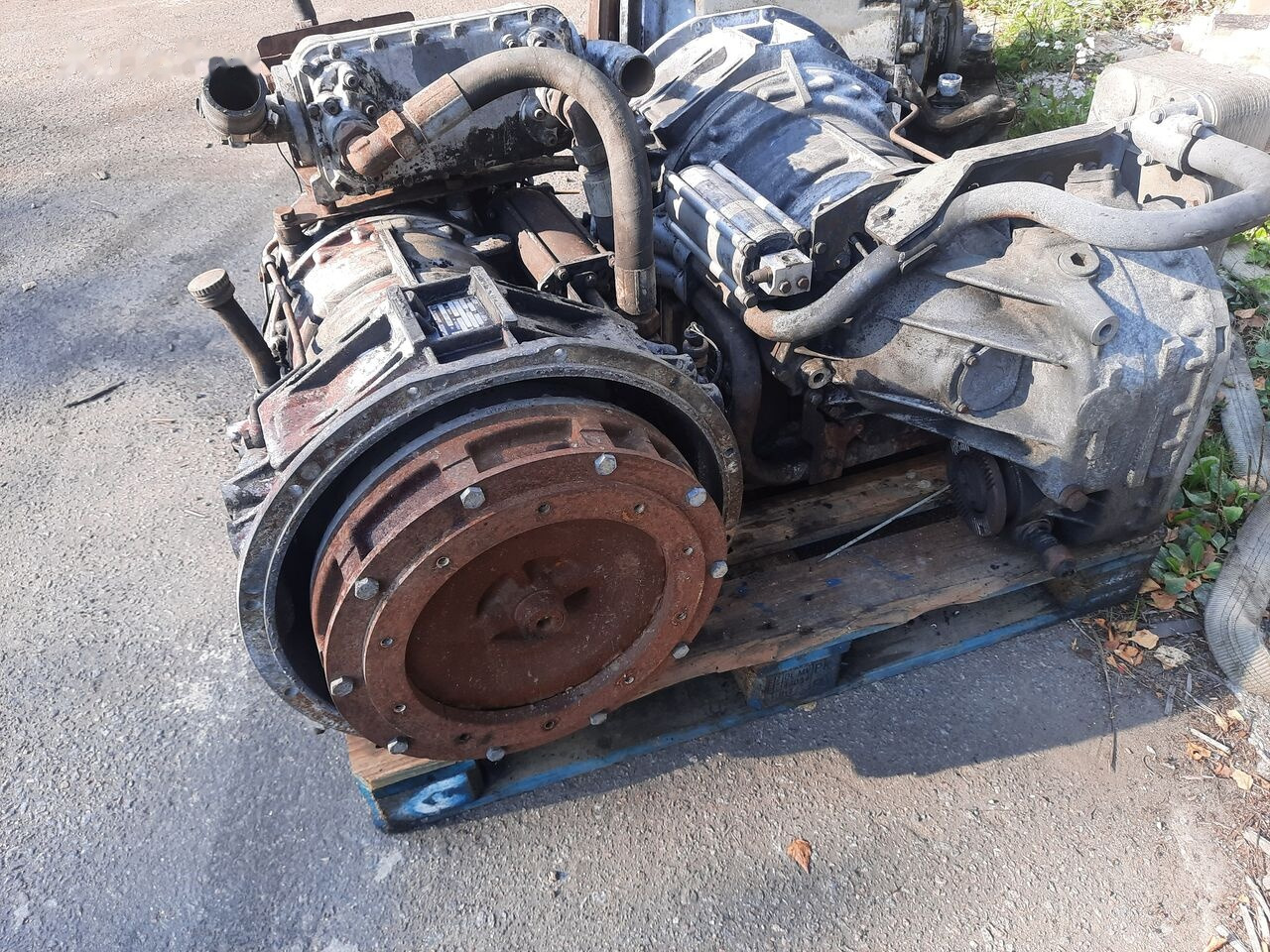 ZF 5HP 590 .5HP602c. 5HP502C . 5HP500 .4HP500 / dlya Mersede Scania Volvo B 6 - Caja de cambios para Autobús: foto 3 ZF 5HP 590 .5HP602c. 5HP502C . 5HP500 .4HP500 / dlya Mersede Scania Volvo B 6 - Caja de cambios para Autobús: foto 3