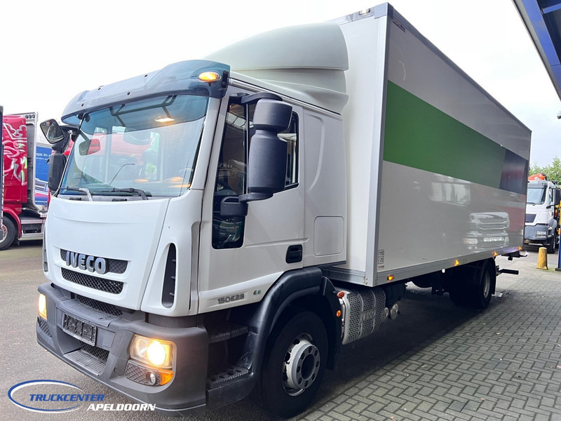 Iveco Eurocargo 150E28 175.650 km, AC, 2000 kg lift, 6 Cylinder - Camión caja cerrada: foto 3 Iveco Eurocargo 150E28 175.650 km, AC, 2000 kg lift, 6 Cylinder - Camión caja cerrada: foto 3