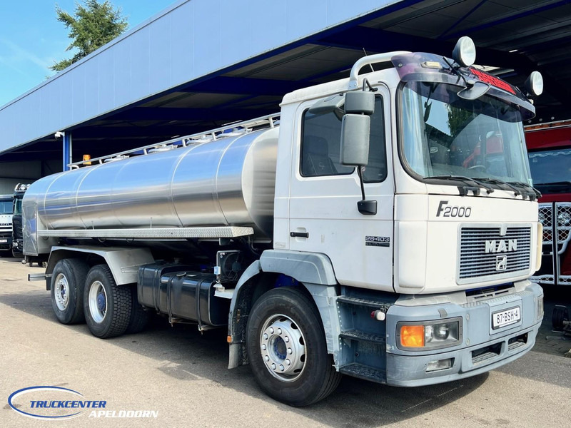 MAN 26.403 Manuel, Retarder, Reduction axle, 14250 liter - Camión cisterna: foto 1 MAN 26.403 Manuel, Retarder, Reduction axle, 14250 liter - Camión cisterna: foto 1