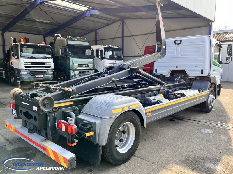 Mercedes-Benz Atego 1527 Manuel, Euro 6, HIAB 10 Tons - Camión multibasculante: foto 2 Mercedes-Benz Atego 1527 Manuel, Euro 6, HIAB 10 Tons - Camión multibasculante: foto 2