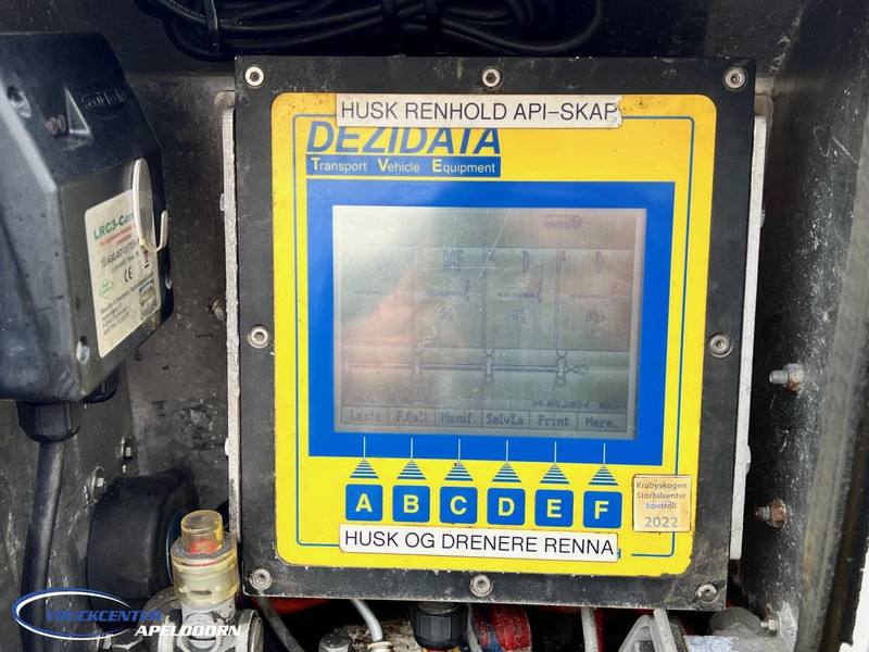 Volvo FH 500 Rohr 22150 Liter, 4 Comp., Retarder, ADR, 6x2 - Camión cisterna: foto 5 Volvo FH 500 Rohr 22150 Liter, 4 Comp., Retarder, ADR, 6x2 - Camión cisterna: foto 5