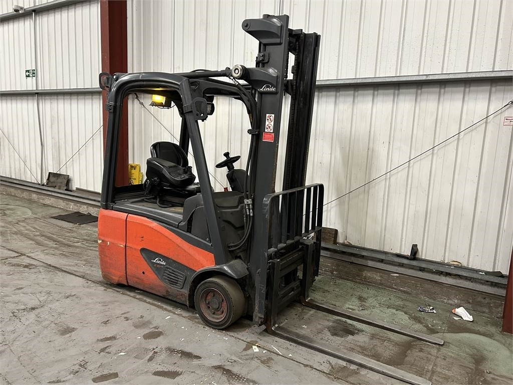 Linde E16C-02 - Carretilla elevadora eléctrica: foto 4 Linde E16C-02 - Carretilla elevadora eléctrica: foto 4