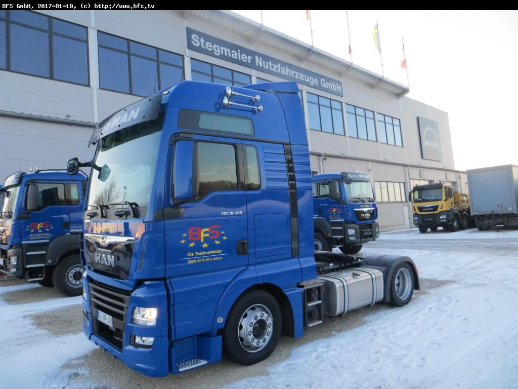 MAN TGX 18.500 4x2 LLS-U Ultra,Hubsattelkupplung MAN TGX 18.500 4x2 LLS-U Ultra,Hubsattelkupplung - Cabeza tractora: foto 1 MAN TGX 18.500 4x2 LLS-U Ultra,Hubsattelkupplung MAN TGX 18.500 4x2 LLS-U Ultra,Hubsattelkupplung - Cabeza tractora: foto 1