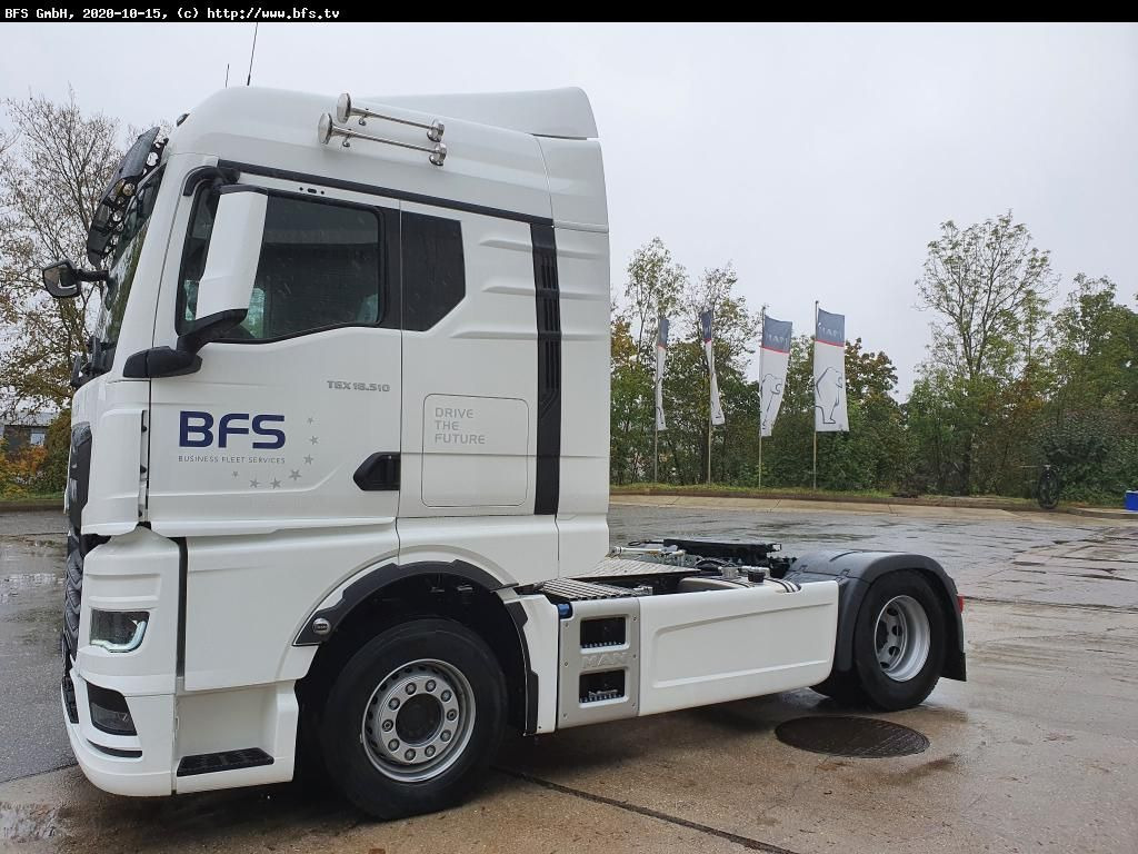 MAN TGX 18.510 4x2 BL SA TG3 - SZM - 2-Kreis Kipphyd - Cabeza tractora: foto 2 MAN TGX 18.510 4x2 BL SA TG3 - SZM - 2-Kreis Kipphyd - Cabeza tractora: foto 2