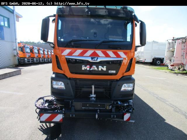 MAN TGS 18.400 4X2 BL Bucher OF 8000 RS Drehjet beid - Barredora vial: foto 2 MAN TGS 18.400 4X2 BL Bucher OF 8000 RS Drehjet beid - Barredora vial: foto 2