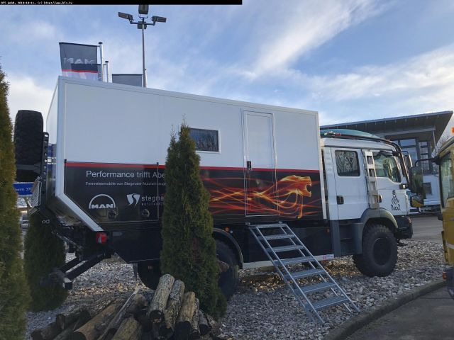 MAN TGM 13.290 4x4 BL Action 4X4 DoKa Spezialmobil MAN TGM 13.290 4x4 BL Action 4X4 DoKa Spezialmobil - Vehículo municipal, Camión: foto 2 MAN TGM 13.290 4x4 BL Action 4X4 DoKa Spezialmobil MAN TGM 13.290 4x4 BL Action 4X4 DoKa Spezialmobil - Vehículo municipal, Camión: foto 2