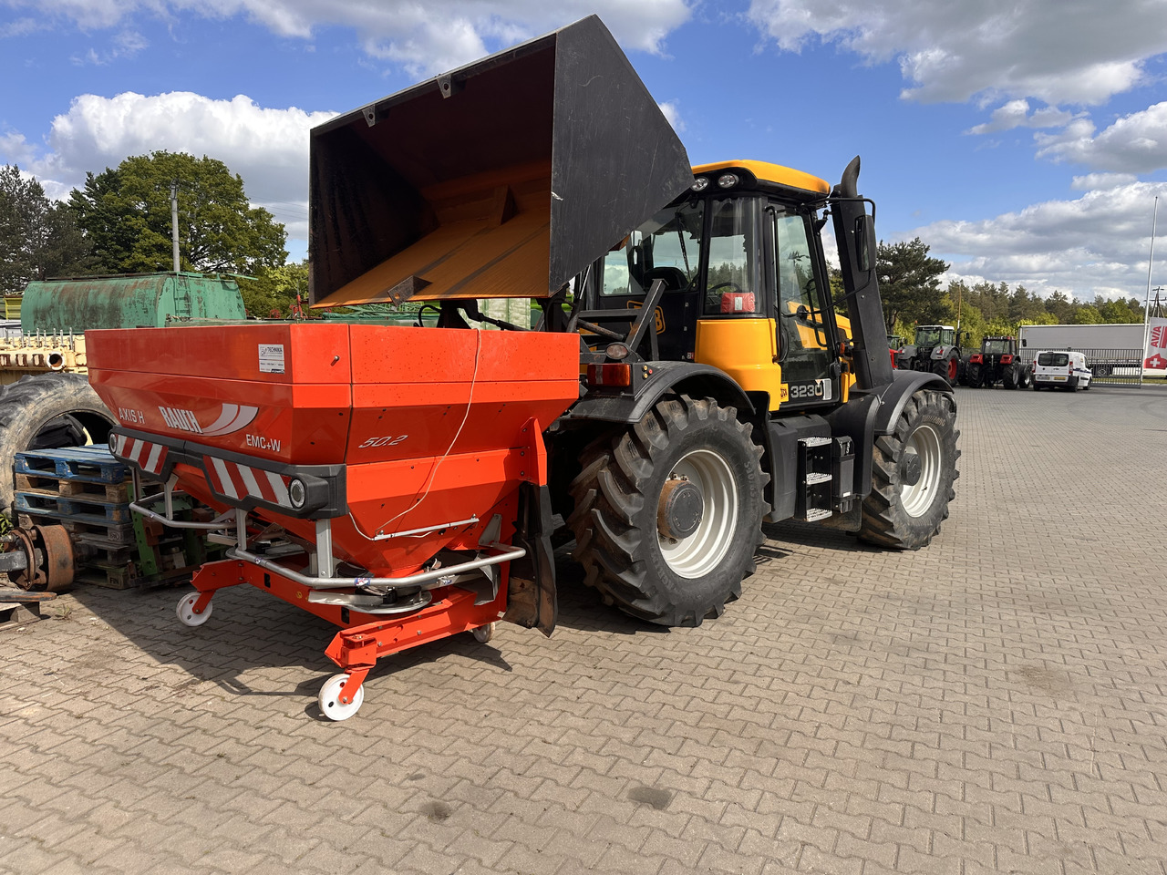 RAUCH AXIS-H 50.2 EMC+W VariSpread Dynamic GPS CCI 1200 IsoBus - Esparcidor de fertilizantes: foto 3 RAUCH AXIS-H 50.2 EMC+W VariSpread Dynamic GPS CCI 1200 IsoBus - Esparcidor de fertilizantes: foto 3