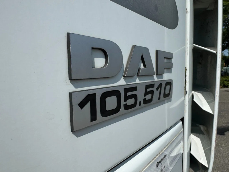 DAF XF 105.510 4X2 SKIRTS ADR RETARDER STANDKLIMA - Cabeza tractora: foto 5 DAF XF 105.510 4X2 SKIRTS ADR RETARDER STANDKLIMA - Cabeza tractora: foto 5