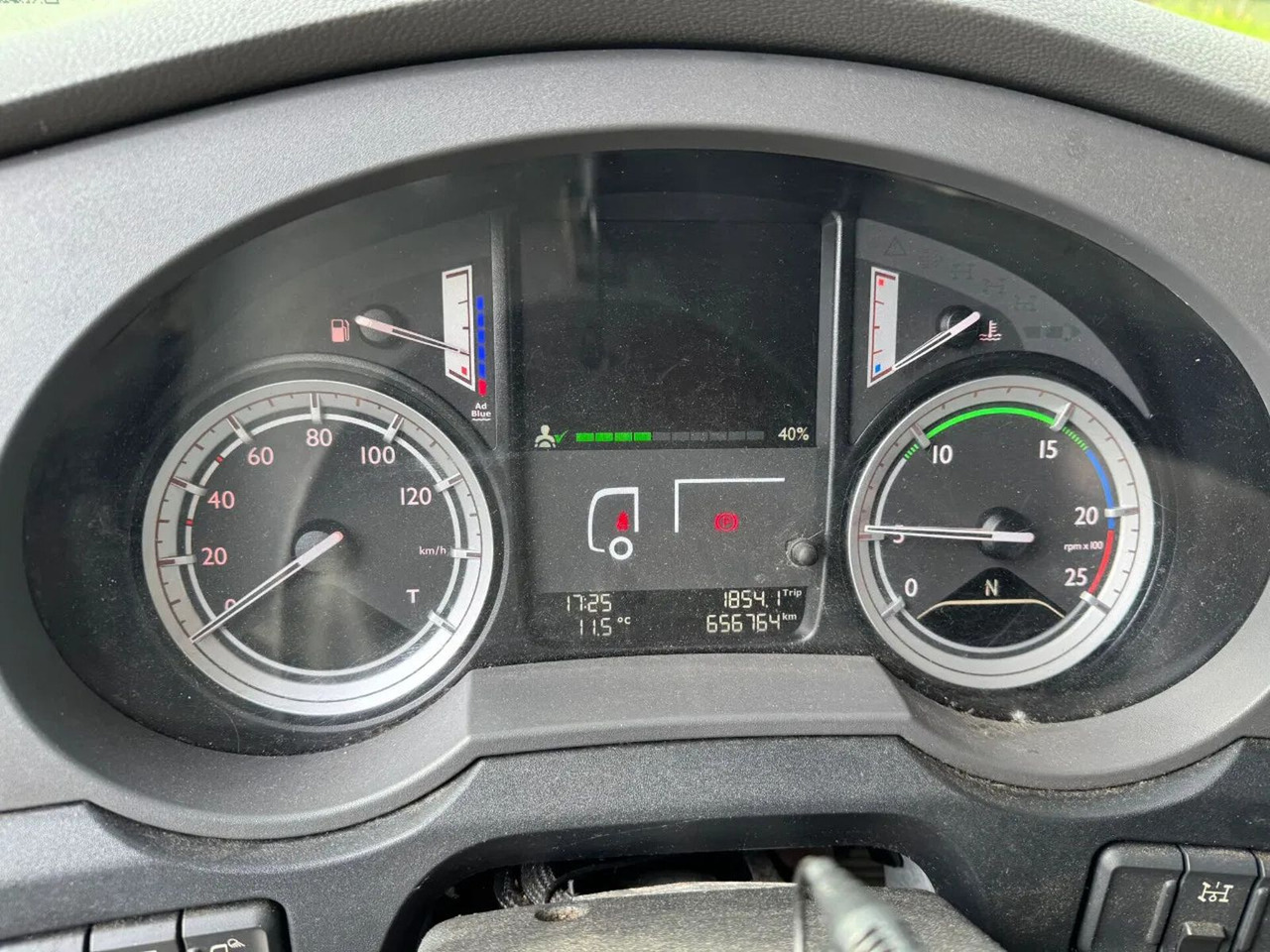Cabeza tractora DAF XF 440 4X2 EURO 6 SPOILERS HOLLAND TRUCK: foto 10
