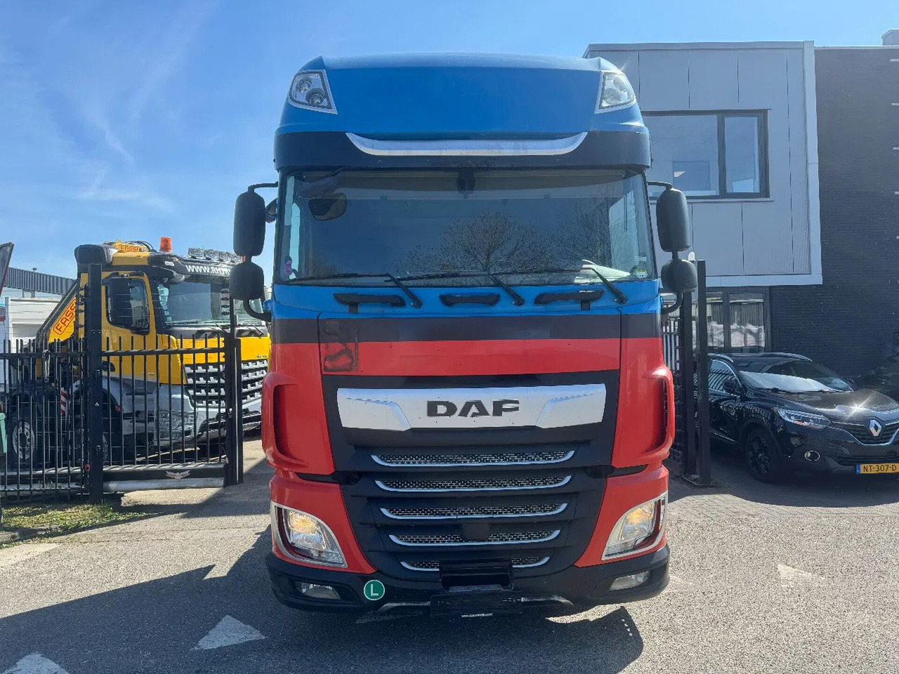 DAF XF 450 4X2 EURO 6 - Cabeza tractora: foto 2 DAF XF 450 4X2 EURO 6 - Cabeza tractora: foto 2