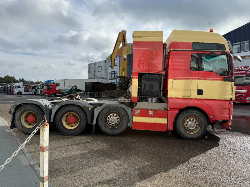 MAN TGX 41.540 8X4 170 TON+ RETARDER + PTO HYDRAULICS - ONLY 182.827 KM - Cabeza tractora: foto 4 MAN TGX 41.540 8X4 170 TON+ RETARDER + PTO HYDRAULICS - ONLY 182.827 KM - Cabeza tractora: foto 4