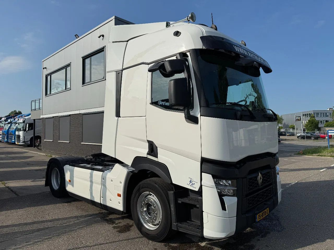 Renault T440 - 13-LITER ENGINE! - EURO 6 SKIRTS SPOILER - Cabeza tractora: foto 4 Renault T440 - 13-LITER ENGINE! - EURO 6 SKIRTS SPOILER - Cabeza tractora: foto 4