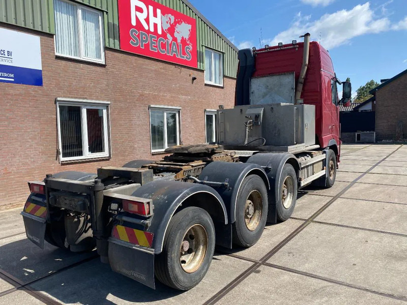 Volvo FH 16.700 FH16-700 8X4 140 TON FULL STEEL - Cabeza tractora: foto 5 Volvo FH 16.700 FH16-700 8X4 140 TON FULL STEEL - Cabeza tractora: foto 5