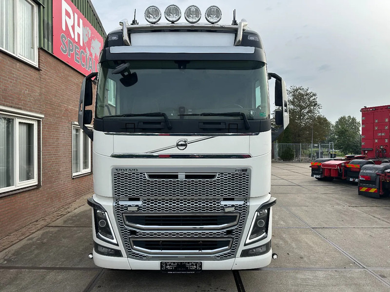 Volvo FH 16.750 8X4, 180 TON POWER STEERING HYDRAULIC - Cabeza tractora: foto 3 Volvo FH 16.750 8X4, 180 TON POWER STEERING HYDRAULIC - Cabeza tractora: foto 3