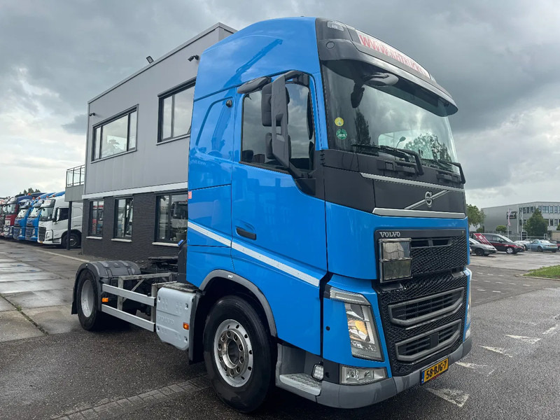 Volvo FH 420 4X2 ADR EURO 6 ALCOA - Cabeza tractora: foto 3 Volvo FH 420 4X2 ADR EURO 6 ALCOA - Cabeza tractora: foto 3