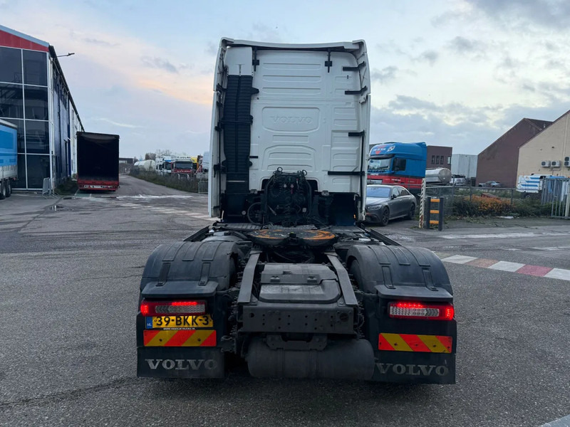 Volvo FH 500 4X2 EURO 6 SKIRTS PARK COOL - Cabeza tractora: foto 5 Volvo FH 500 4X2 EURO 6 SKIRTS PARK COOL - Cabeza tractora: foto 5