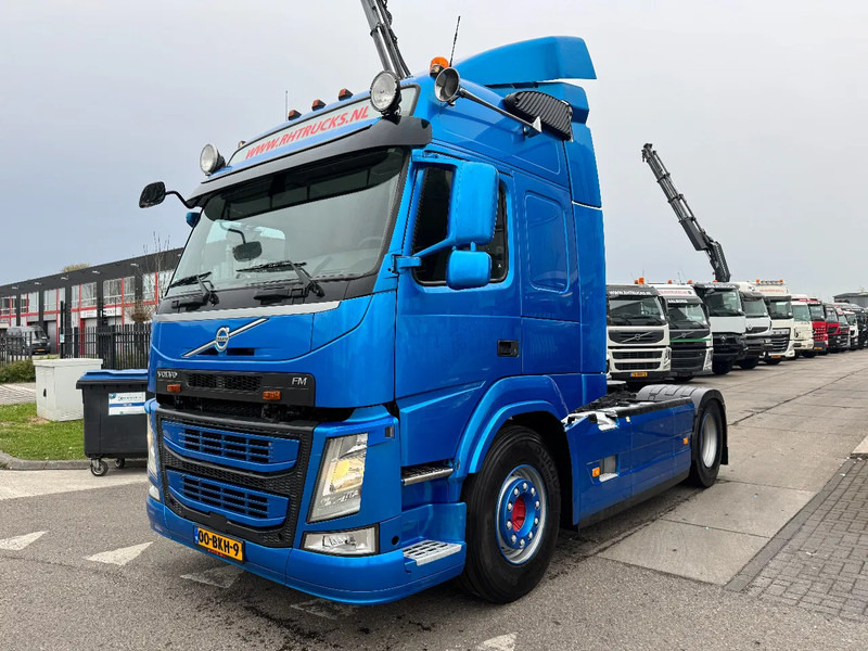 Volvo FM 370 4X2 EURO 6 SKIRTS TÜV TILL 10-2025 - Cabeza tractora: foto 1 Volvo FM 370 4X2 EURO 6 SKIRTS TÜV TILL 10-2025 - Cabeza tractora: foto 1