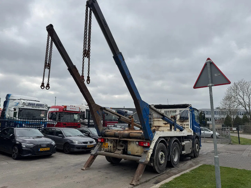 DAF CF 400 6X2 - EURO 6 + VDL P-18 + REMOTE + LIFT AXLE - Camión portacontenedor de cadenas: foto 4 DAF CF 400 6X2 - EURO 6 + VDL P-18 + REMOTE + LIFT AXLE - Camión portacontenedor de cadenas: foto 4