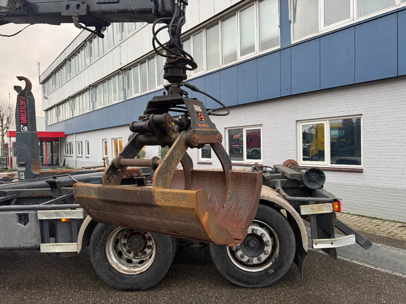 DAF CF 75.310 6X2 EURO 5 HMF 1244 Z2 + REMOTE + HIAB 17T HOOK - Camión multibasculante, Camión grúa: foto 4 DAF CF 75.310 6X2 EURO 5 HMF 1244 Z2 + REMOTE + HIAB 17T HOOK - Camión multibasculante, Camión grúa: foto 4