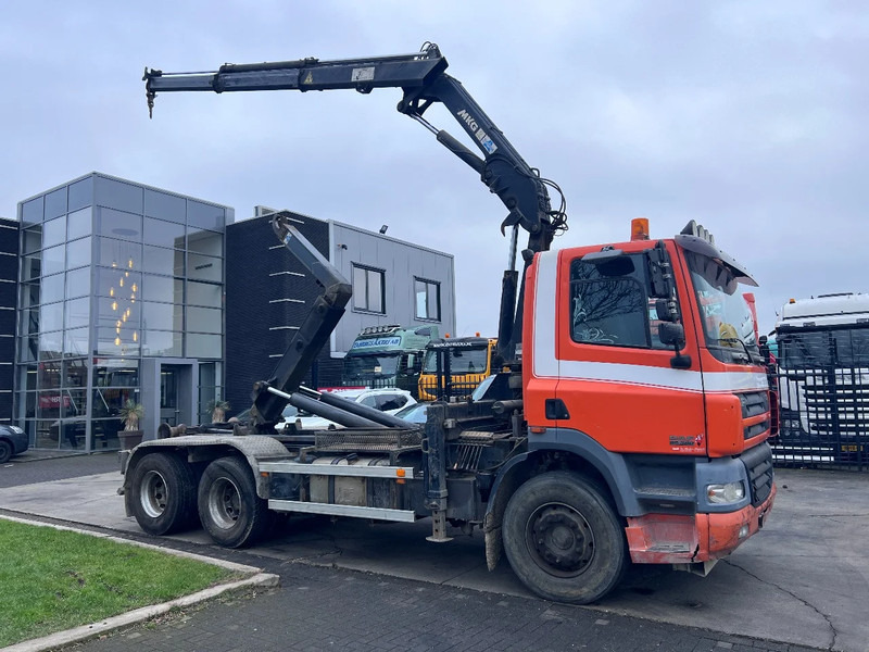 DAF CF 85.380 6X2 + MKG 141 A2 CRANE + 20 TON HOOKLIFT - EURO 3 - MANUAL GEAR - 10 TYRES - Camión grúa: foto 1 DAF CF 85.380 6X2 + MKG 141 A2 CRANE + 20 TON HOOKLIFT - EURO 3 - MANUAL GEAR - 10 TYRES - Camión grúa: foto 1