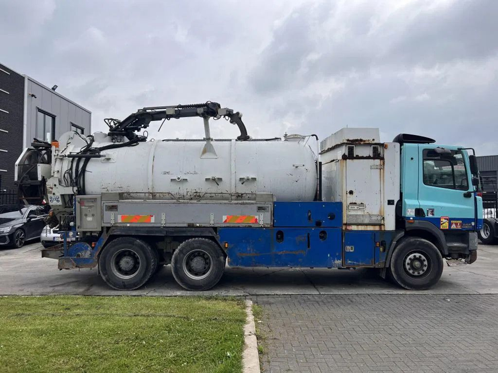 DAF CF 85.380 6X4 VACUUM CLEANER - FULL STEEL - Limpieza de alcantarillado: foto 5 DAF CF 85.380 6X4 VACUUM CLEANER - FULL STEEL - Limpieza de alcantarillado: foto 5