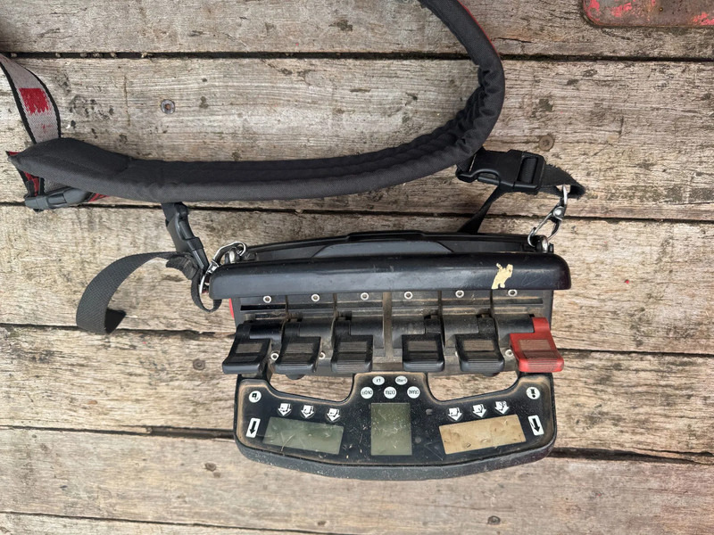 DAF CF 85.460 8X2 HIAB 477E-7 + JIB 75X + REMOTE CONTROL - Camión grúa: foto 5 DAF CF 85.460 8X2 HIAB 477E-7 + JIB 75X + REMOTE CONTROL - Camión grúa: foto 5