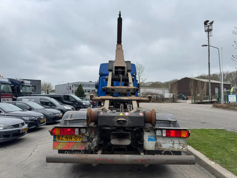 DAF CF 85 6X2 - EURO 5 + VDL HOOK + LIFT AXLE + TÜV 10-2025 - Camión multibasculante: foto 4 DAF CF 85 6X2 - EURO 5 + VDL HOOK + LIFT AXLE + TÜV 10-2025 - Camión multibasculante: foto 4