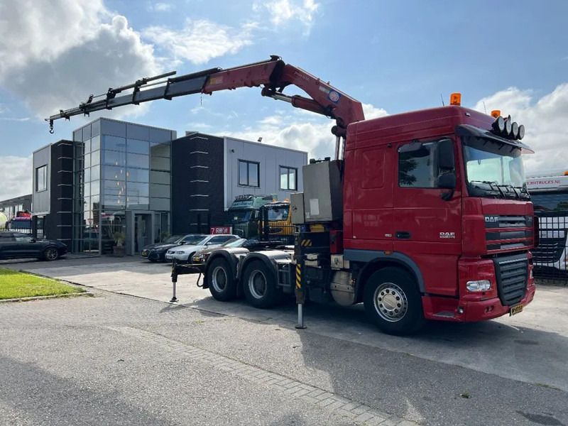 DAF XF 105.460 6X4 EURO 5 + HMF 4220 K6 + REMOTE CONTROL + RETARDER - Camión grúa: foto 1 DAF XF 105.460 6X4 EURO 5 + HMF 4220 K6 + REMOTE CONTROL + RETARDER - Camión grúa: foto 1