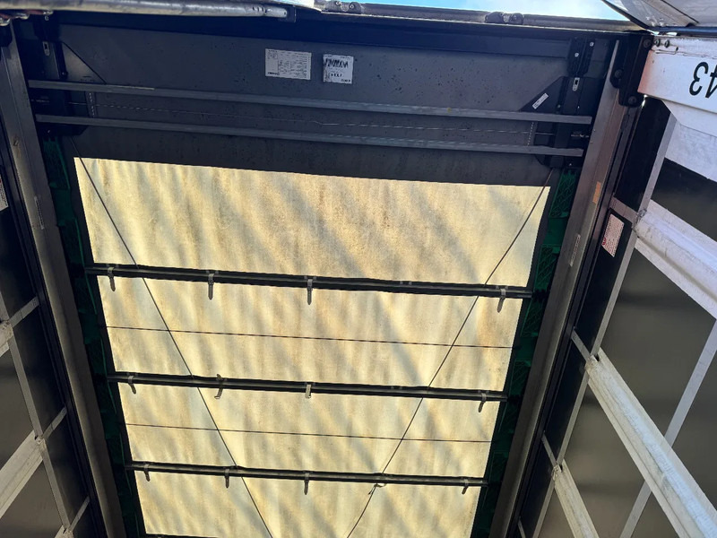 Semirremolque lona Krone SD 3 AXLE SLIDING ROOF PALLETKIST CODE XL: foto 12 Semirremolque lona Krone SD 3 AXLE SLIDING ROOF PALLETKIST CODE XL: foto 12