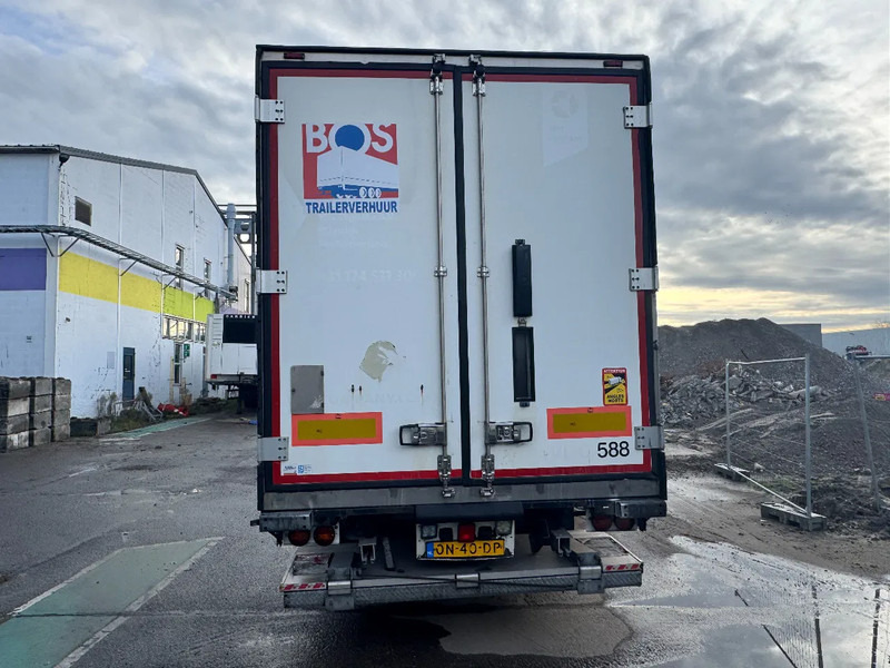 Krone SD 3 AXLE THERMO KING SLXe300 DHOLLANDIA 2000 KG - Semirremolque frigorífico: foto 5 Krone SD 3 AXLE THERMO KING SLXe300 DHOLLANDIA 2000 KG - Semirremolque frigorífico: foto 5