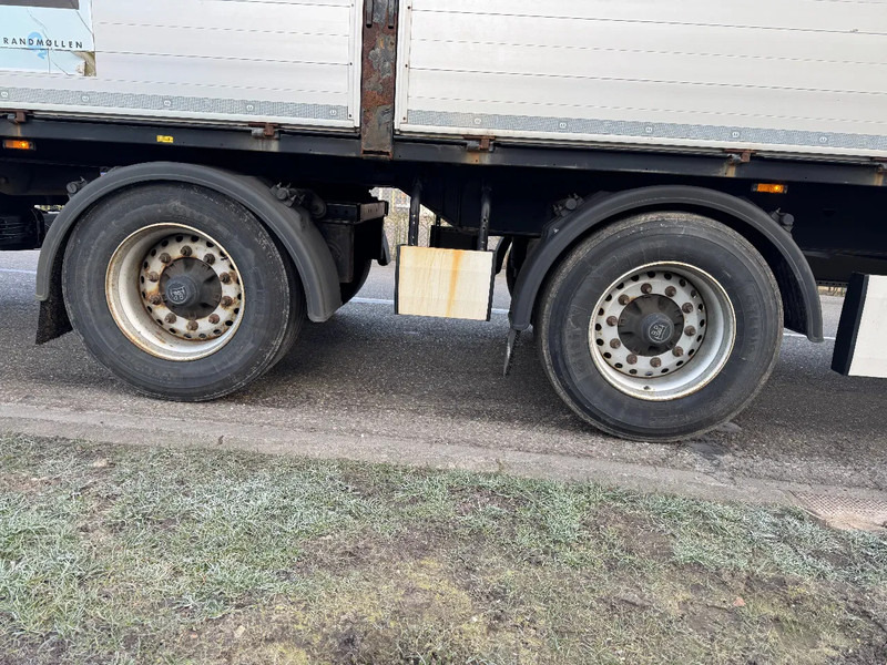 Krone SZ - 2 AXLE BPW + STEERING + ZEPRO Z 2500-150 MA LIFT - Semirremolque plataforma/ Caja abierta: foto 5 Krone SZ - 2 AXLE BPW + STEERING + ZEPRO Z 2500-150 MA LIFT - Semirremolque plataforma/ Caja abierta: foto 5