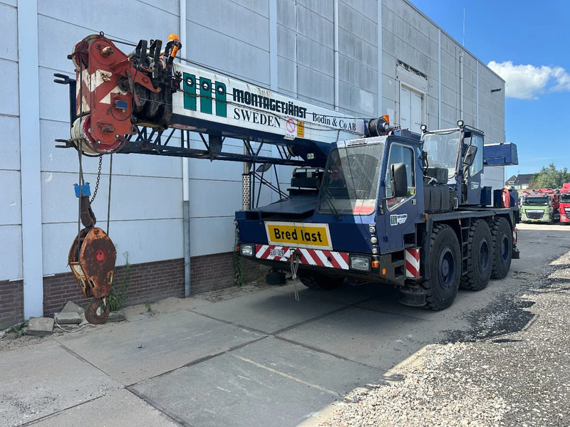 Krupp KMK3035, SWING AWAY BIFOLD JIB, NEW TYERS - Grúa todo terreno: foto 2 Krupp KMK3035, SWING AWAY BIFOLD JIB, NEW TYERS - Grúa todo terreno: foto 2