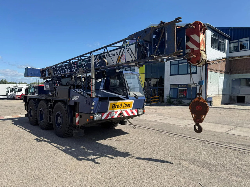 Krupp KMK3035, SWING AWAY BIFOLD JIB, NEW TYERS - Grúa todo terreno: foto 3 Krupp KMK3035, SWING AWAY BIFOLD JIB, NEW TYERS - Grúa todo terreno: foto 3