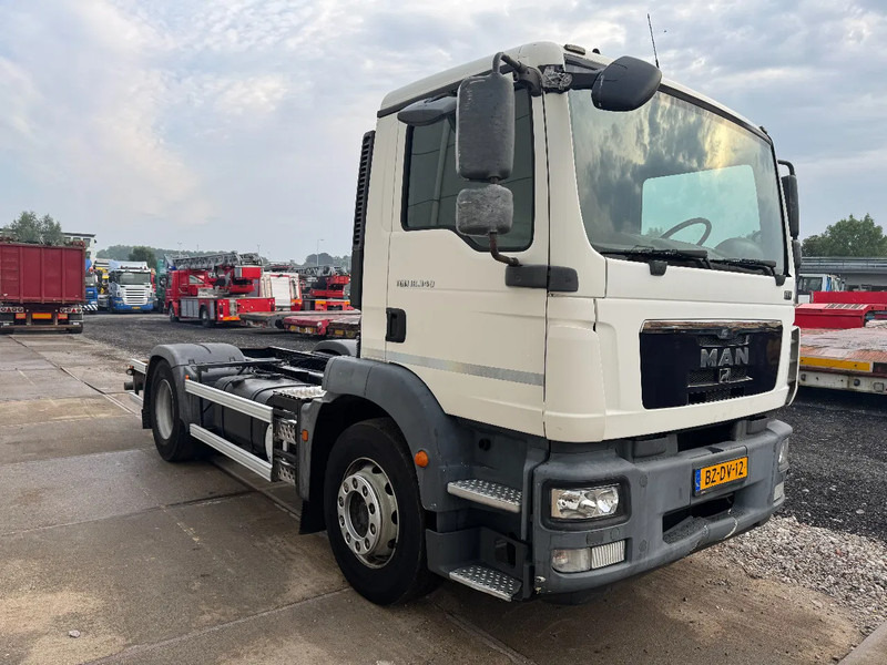 MAN TGM 18.340 4X2 EURO 5 CHASSIS - Camión chasis: foto 3 MAN TGM 18.340 4X2 EURO 5 CHASSIS - Camión chasis: foto 3