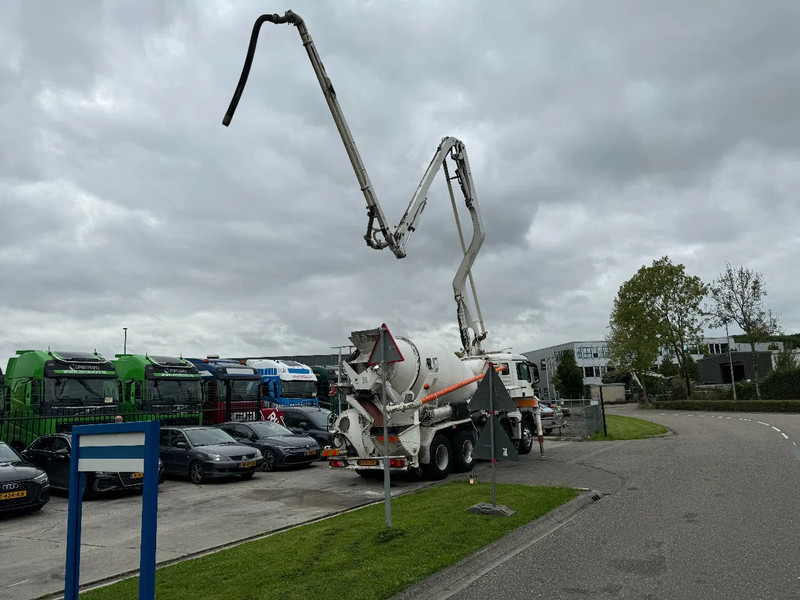 MAN TGS 35.400 8X4 PUTZMEISTER PUMP 21-3 + LIEBHERR MIXER - Bomba de hormigón: foto 4 MAN TGS 35.400 8X4 PUTZMEISTER PUMP 21-3 + LIEBHERR MIXER - Bomba de hormigón: foto 4